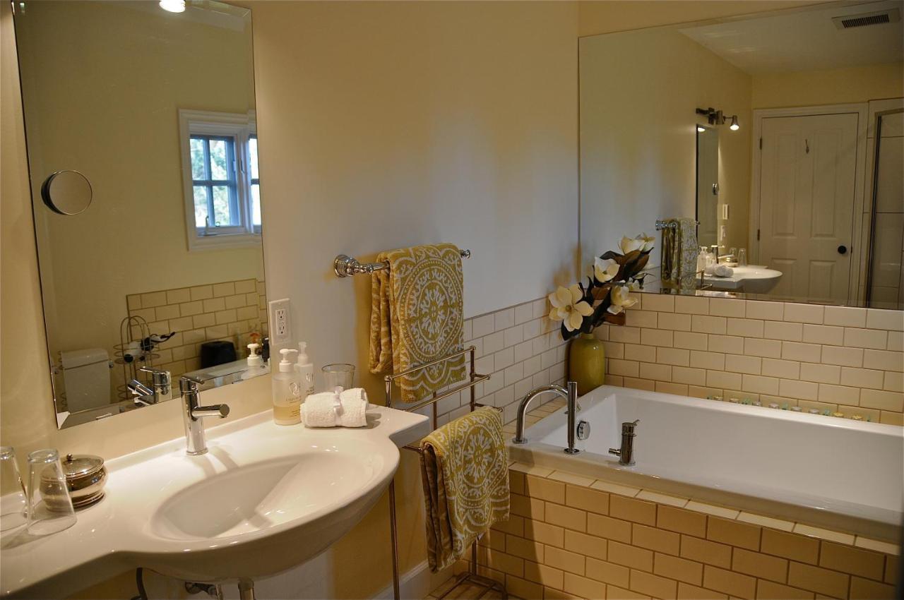 Wetherly Inn & Spa Ganges Eksteriør bilde